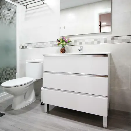 Palacios 6, Nuevo, Playa, Barrio Tranquilo, Todos Servicios, Pa