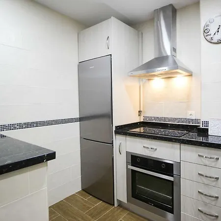 Palacios 6, Nuevo, Playa, Barrio Tranquilo, Todos Servicios, Pa Apartment Malaga