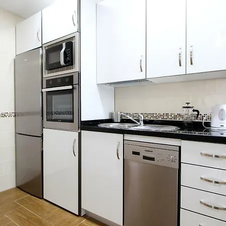 Palacios 6, Nuevo, Playa, Barrio Tranquilo, Todos Servicios, Pa * 马拉加