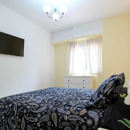 Palacios 6, Nuevo, Playa, Barrio Tranquilo, Todos Servicios, Pa Malaga