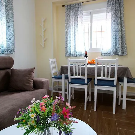 Palacios 6, Nuevo, Playa, Barrio Tranquilo, Todos Servicios, Pa