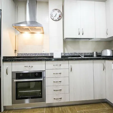 Palacios 6, Nuevo, Playa, Barrio Tranquilo, Todos Servicios, Pa * Malaga